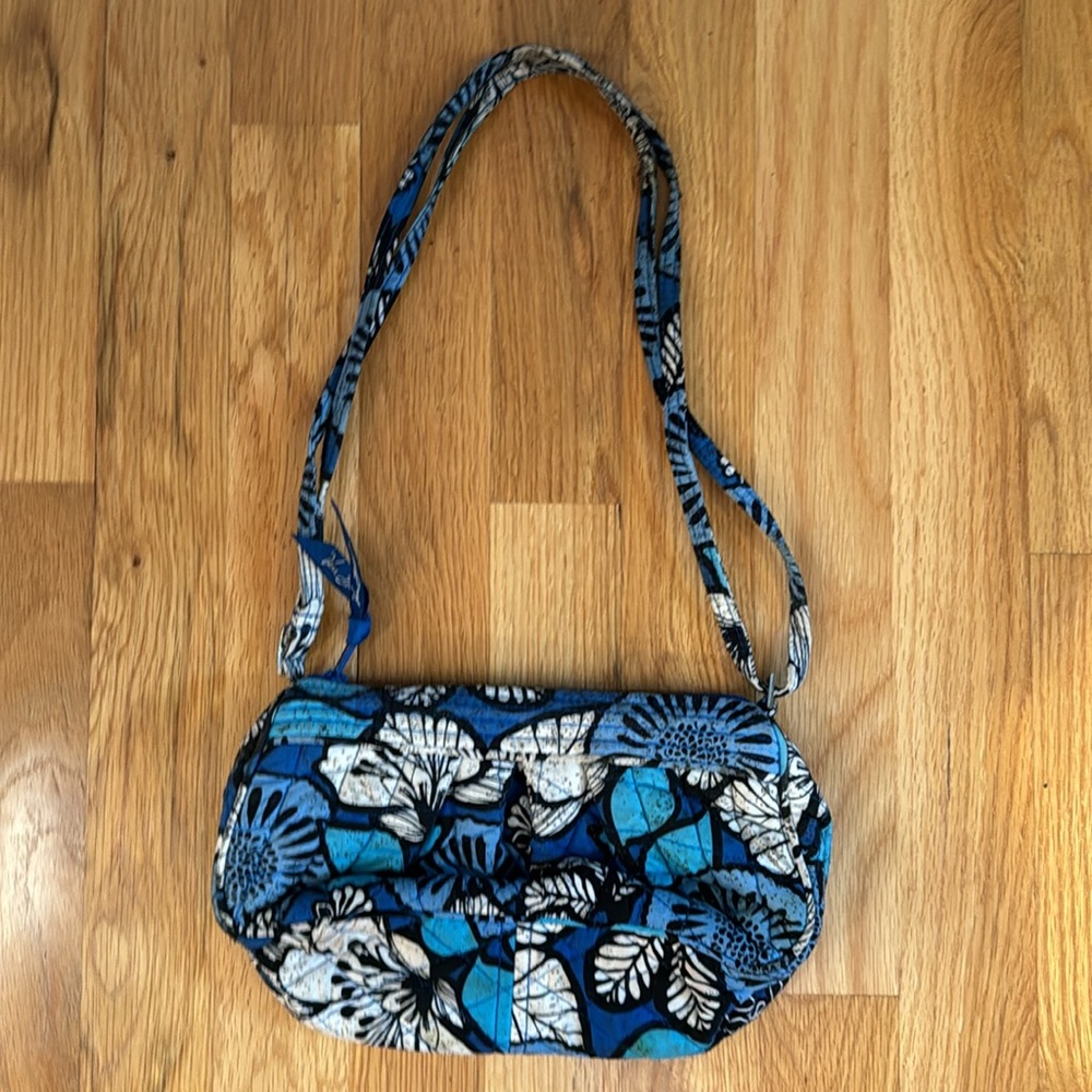 Vera Bradley Bag - Picture 2 of 3